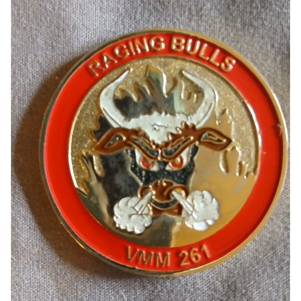 VMM-261 Raging Bulls Squadron US Marine Corps Challenge Coin